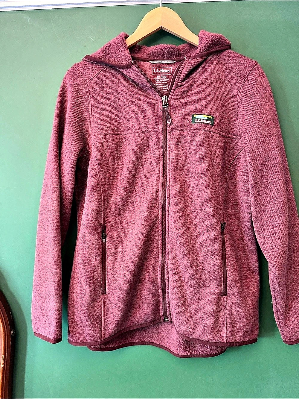 L.L.Bean Full-Zip Sweater Fleece Hooded Jacket Womens M Hiking Outdoor Plum